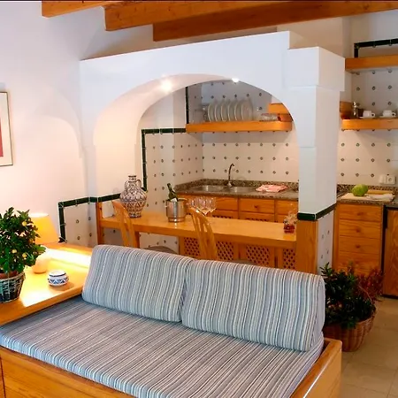 Es Baulo Petit Aparthotel