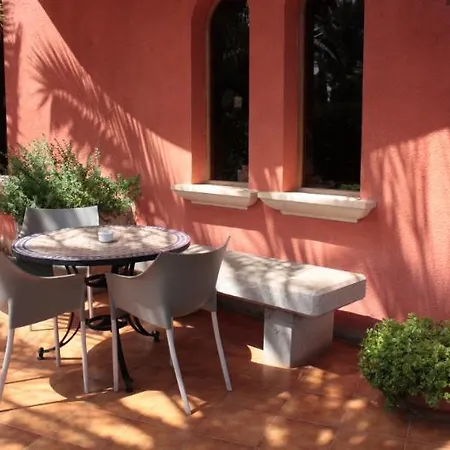 Es Baulo Petit Aparthotel 4*